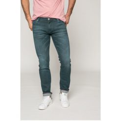 Tommy Hilfiger - Jeansy BLEECKER. Jeansy marki Tommy Hilfiger. W wyprzedaży za 299.90 zł.