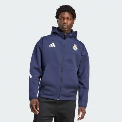 Real Madrid ADIDAS Z.N.E. Bluza reprezentacyjna. Niebieskie bluzy z kapturem Adidas, m, bez wzorów, z kapturem. Za 439.00 zł.