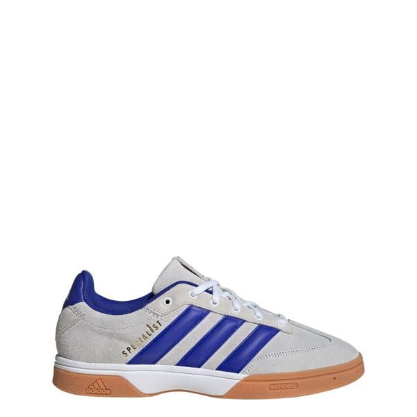 Buty Spezialist Indoor. Białe buty do biegania Adidas, bez wzorów, bez zapięcia, do biegania. W wyprzedaży za 239.40 zł.
