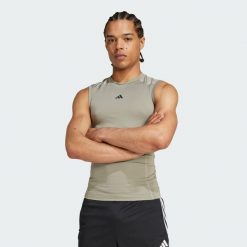 Koszulka TECHFIT Compression Training Sleeveless. Szare bezrękawniki Adidas, xl, bez wzorów, z materiału, bez kołnierzyka, bez ramiączek. Za 139.00 zł.