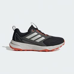 Buty Tracefinder Trail Running. Brązowe buty do biegania Adidas, bez wzorów, bez zapięcia, do biegania, adidas terrex. Za 299.00 zł.