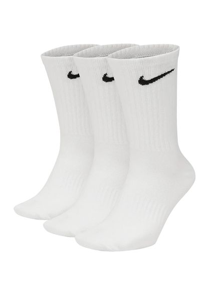 Skarpetki Unisex Adult Everyday Cushioned Crew (zestaw 3 Sztuk). Białe skarpety Nike, bez wzorów, z bawełny. Za 177.99 zł.