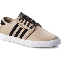 Buty adidas - Seeley B27788 Tkakha/Cblack/Ftwwht. Trampki sportowe marki Adidas. W wyprzedaży za 209.00 zł.