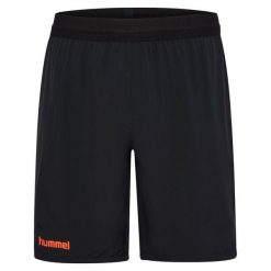 Spodenki treningowe Hummel Blaze Pro. Brązowe krótkie spodenki sportowe Hummel, bez wzorów. Za 116.00 zł.