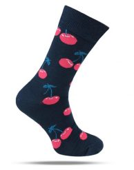 Tematyczne Skarpetki Bawełniane - Wiśnie na Granatowym Tle. Niebieskie skarpety His Story, bez wzorów, z bawełny. Za 34.99 zł.