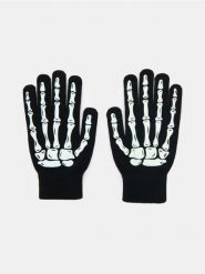 Halloweenowe rękawiczki świecące w ciemności z motywem dłoni szkieletu - czarny. Czarne rękawiczki Sinsay, bez wzorów. Za 9.99 zł.