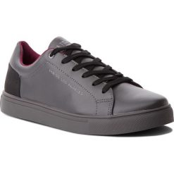 Sneakersy GUESS - FMLUI3 LEA12 GREY. Buty sportowe casual marki Guess. W wyprzedaży za 259.00 zł.