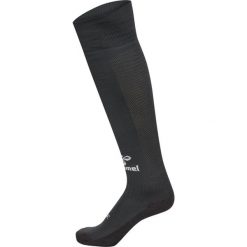 Skarpety piłkarskie Hummel Essential. Białe skarpety Hummel, bez wzorów, z materiału. Za 79.95 zł.