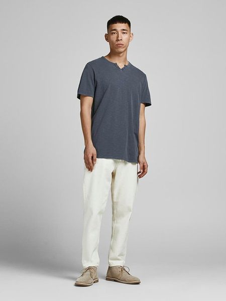 Jack & Jones Koszulka w kolorze granatowym rozmiar: L. Niebieskie bezrękawniki Jack & Jones, l, bez wzorów, z bawełny, bez kołnierzyka, bez ramiączek. Za 61.17 zł.