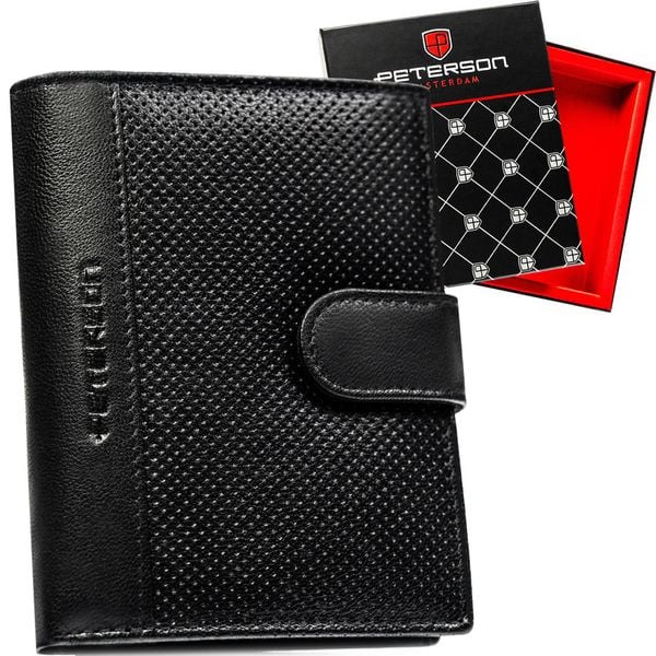 Skórzany, czarny portfel męski w orientacji pionowej zamykany zatrzaskiem - Peterson. Czarne portfele Peterson, bez wzorów, ze skóry. Za 107.10 zł.