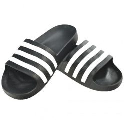 Klapki adidas Adilette Aqua F35543 czarne. Czarne klapki . Za 153.46 zł.