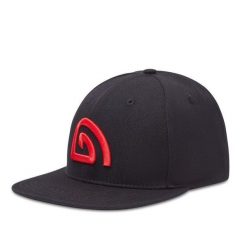 Czapka typu snapback Trakker Core. Czarne czapki z daszkiem TRAKKER, bez wzorów. Za 78.90 zł.
