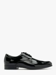 Czarne lakierowane półbuty męskie. Czarne eleganckie półbuty Ryłko, bez wzorów, z lakierowanej skóry, bez obcasa, bez zapięcia. Za 399.99 zł.