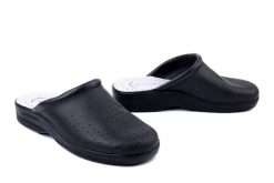 SANITAL FLEX 601 black, klapki męskie. Czarne klapki Sanital Flex, ze skóry. Za 110.42 zł.