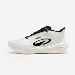 Buty do koszykówki unisex Canaveral 900 edycja Sarr. Białe buty do koszykówki KIPSTA, bez zapięcia, do koszykówki. Za 399.98 zł.