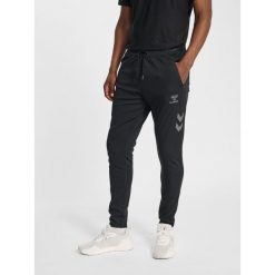 Spodnie treningowe Hummel Cima 2.0. Czarne szorty Hummel, bez wzorów, sportowe. Za 210.50 zł.