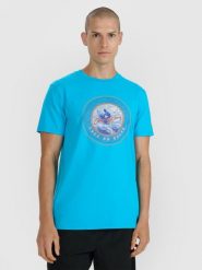4F T-shirt regular z nadrukiem męski - niebieski M. Niebieskie t-shirty 4F, m, bez wzorów, z bawełny, bez kołnierzyka, bez ramiączek. Za 69.99 zł.