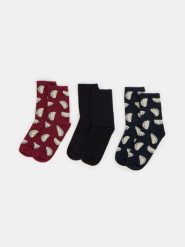 Prążkowane skarpetki 3 pack - wielobarwny. Skarpety Sinsay, bez wzorów, prążkowane. Za 15.99 zł.