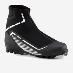 Buty do nart biegowych dla dorosłych Inovik XC S Boots 150 styl klasyczny. Czarne buty do biegania INOVIK, bez wzorów, bez zapięcia, narciarskie. Za 449.99 zł.