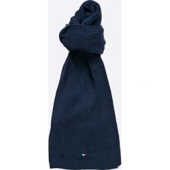 Tommy Hilfiger - Czapka , szalik i rękawiczki Happy Holidays. Czapki zimowe marki Tommy Hilfiger. W wyprzedaży za 449.90 zł.