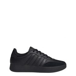 Buty Barreda. Czarne buty trekkingowe Adidas, bez wzorów, ze skóry, bez zapięcia, trekkingowe. Za 279.99 zł.