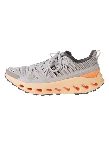 ON RUNNING Buty "Cloudsurfer Trail" w kolorze beżowym do biegania rozmiar: 40. Brązowe buty do biegania On Running, bez wzorów, bez zapięcia, do biegania. Za 421.20 zł.