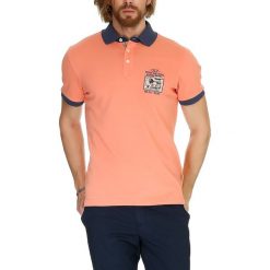 Koszulka polo w kolorze koralowym. Koszulki polo marki Galvanni, polo, z krótkim rękawem. W wyprzedaży za 229.95 zł.