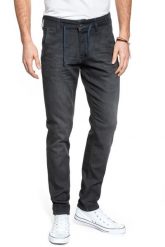 SPODNIE MĘSKIE MUSTANG RelaXed Chino 1010121 4000 983. Eleganckie spodnie Mustang, l, z jeansu. W wyprzedaży za 89.99 zł.