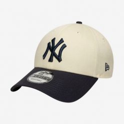 Czapka baseballówka z daszkiem New Era New York Yankees. Czapki z daszkiem New Era, bez wzorów, z bawełny. Za 119.99 zł.