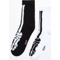 2 pack skarpetek - Czarny. Skarpety marki Cropp. Za 24.99 zł.