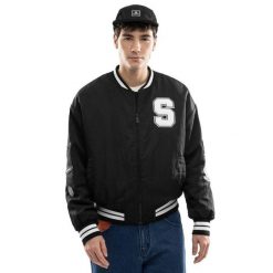 Męska bejsbolowa kurtka bomberka Lifestyle Siroko IBZ Hoop Black. Czarne kurtki SIROKO, l, bez wzorów, prążkowane, bez kaptura. Za 465.00 zł.