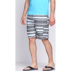 Czarne Szorty Atmosphere. Odzież kąpielowa marki Born2be. Za 14.99 zł.
