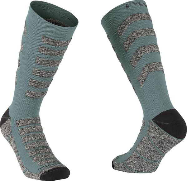 Skarpetki Northwave Husky Ceramic High. Szare skarpety Northwave, bez wzorów, z wełny. Za 143.00 zł.