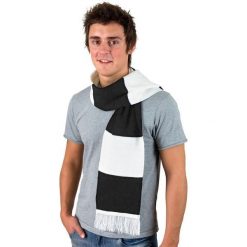 Zimowy Szalik Z Grubej Dzianiny Męskiej. Czarne szaliki RESULT, bez wzorów, z dzianiny. Za 29.99 zł.