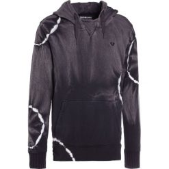 True Religion Bluza z kapturem black. Bluzy marki True Religion. W wyprzedaży za 419.50 zł.
