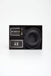 Pasek męski skórzany dwustronny ARMANI EXCHANGE. Paski Armani Exchange, bez wzorów. W wyprzedaży za 227.40 zł.