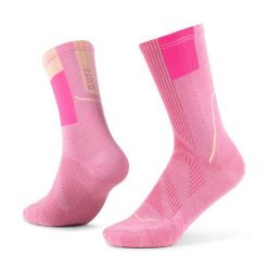 Skarpetki Buff COOLNET® CREW SOCK CC. Czerwone skarpety Buff, bez wzorów, z poliamidu. Za 94.99 zł.