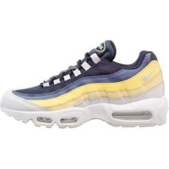 Nike Sportswear AIR MAX 95 ESSENTIAL Sneakersy niskie white/vast grey/lemon wash/tour yellow. Trampki marki Nike Sportswear. W wyprzedaży za 575.20 zł.