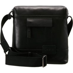 Strellson CONNOR SHOULDERBAG Torba na ramię black. Torby na ramię marki Strellson. Za 589.00 zł.