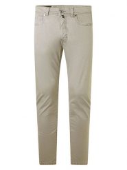 Pierre Cardin Spodnie w kolorze beżowym rozmiar: W38/L30. Brązowe spodnie materiałowe Pierre Cardin, l, z aplikacjami, z materiału, klasyczne. Za 172.45 zł.