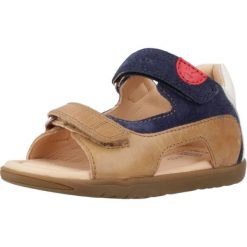 Sandały GEOX B S.MACCHIA B. A Brązowy. Brązowe sandały Geox, ze skóry, bez zapięcia. Za 137.99 zł.