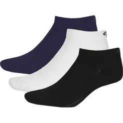 Skarpetki męskie (2 pary) SOM201 - głęboka czerń+biały+granat. Skarpety marki 4F. Za 39.99 zł.
