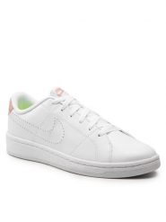 Nike Sneakersy Court Royale 2 Nn DQ4127 100 Biały. Białe buty sportowe casual Nike, bez wzorów, ze skóry, bez zapięcia. Za 299.99 zł.
