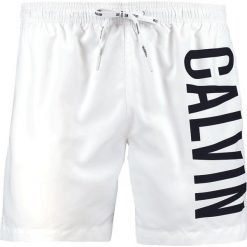 Calvin Klein Swimwear MEDIUM DRAWSTRING Szorty kąpielowe white. Kąpielówki marki Calvin Klein Swimwear. Za 249.00 zł.