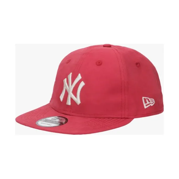 New Era Czapka Lt Wt Nylon Packable 920 , bordowy, rozmiar ONE-SIZE. Czerwone czapki z daszkiem New Era, bez wzorów, z bawełny. W wyprzedaży za 59.99 zł.