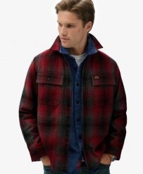 Superdry Wool Blend Miller Overshirt – koszula-overshirt z wełną. Czerwone koszule Superdry, xl, z aplikacjami, z bawełny, bez kołnierzyka, bez ramiączek. Za 439.80 zł.