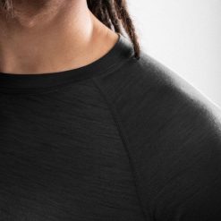 Podkoszulka z wełny do sportów zimowych męska Ultimate Thermal. Czarne podkoszulki SIROKO, m, bez wzorów, z materiału, bez ramiączek. Za 232.00 zł.