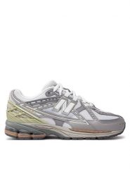 New Balance Sneakersy M1906NB Szary. Szare buty sportowe casual New Balance, bez wzorów, z materiału, bez zapięcia. Za 439.99 zł.