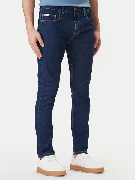 Guess Jeans Jeansy M6RA0F D6326 Granatowy Regular Fit. Niebieskie jeansy Guess Jeans, m. Za 264.99 zł.