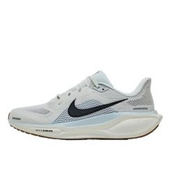 Nike Air Zoom Pegasus 41 Sail Blue Tint Wolf Grey Anthracite. Białe buty do biegania Nike, bez wzorów, z meshu, bez zapięcia, do biegania. W wyprzedaży za 695.58 zł.